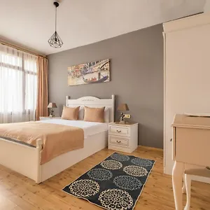 Old Town Deluxe Flats 3* Анталья
